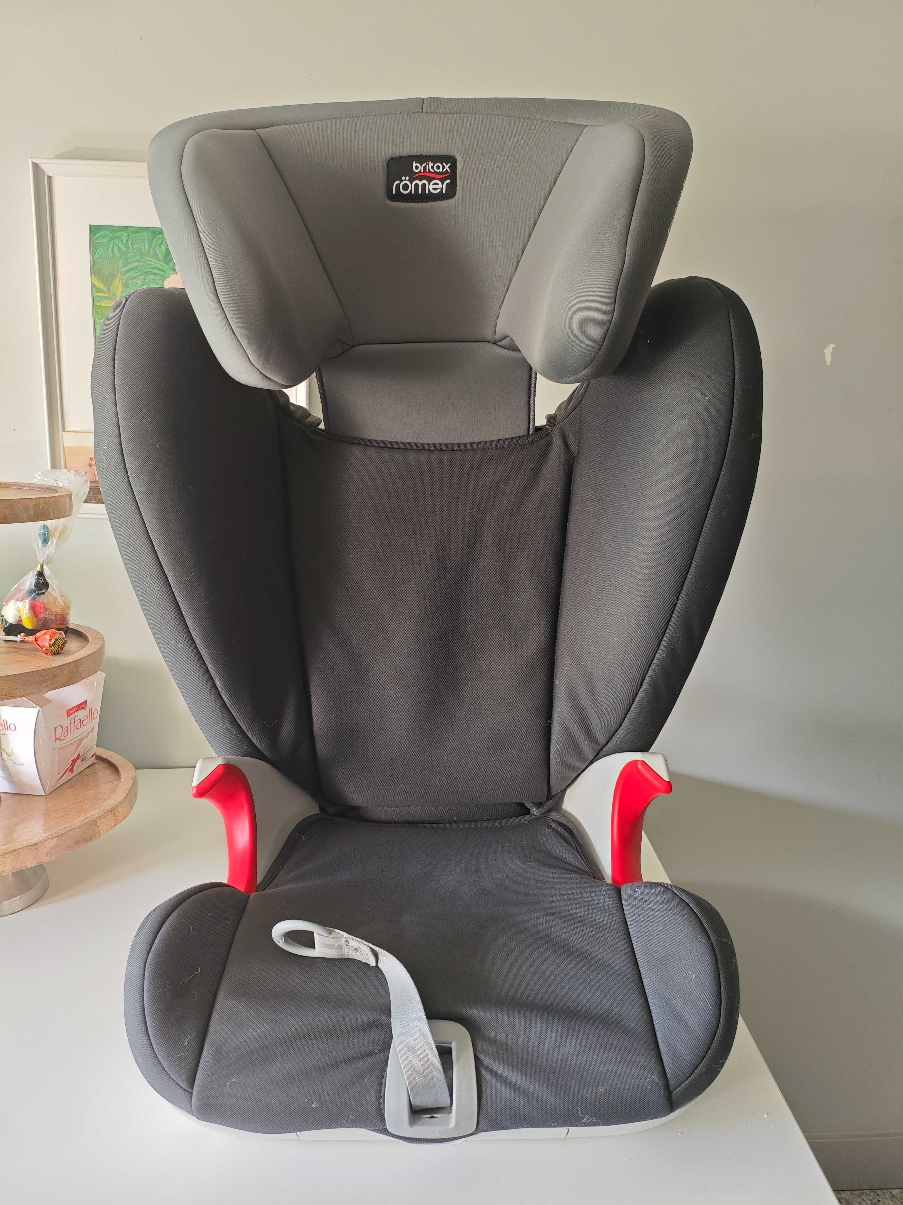 Cadeira de criança para carro Romer Britax Isofix perfeito estado