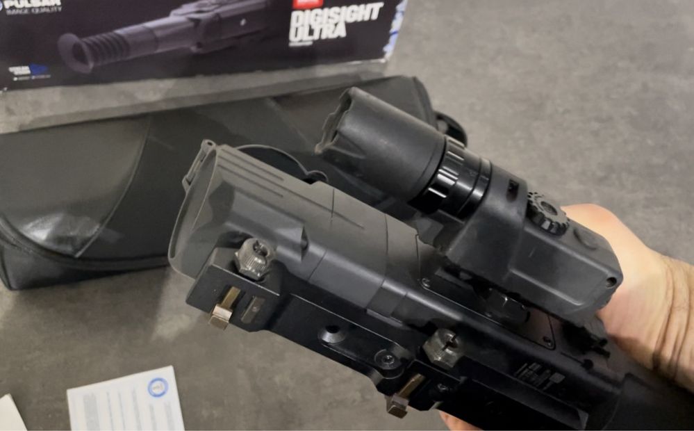 Топовий нічний приціл (день/ніч) Pulsar digisight n450/455 ultra