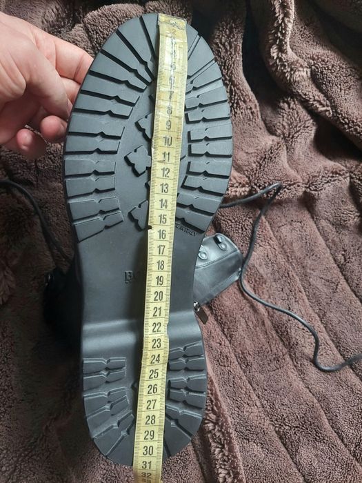 ботінки зимові фірми brunello cucinelli Boss оригінал

Розмір по бірці