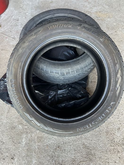 Opony ziomwe 235/55/19 vredestein petlas