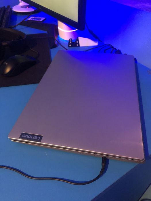Portátil Lenovo cinza como novo