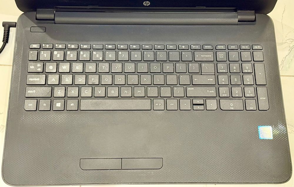 Laptop HP 250 G4