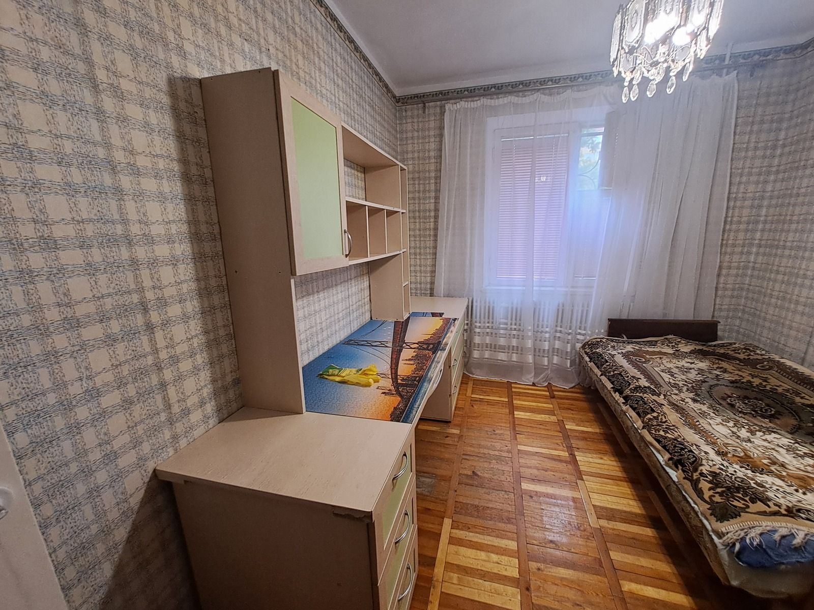 Продається 2 кім квартира по вул. Симоненка