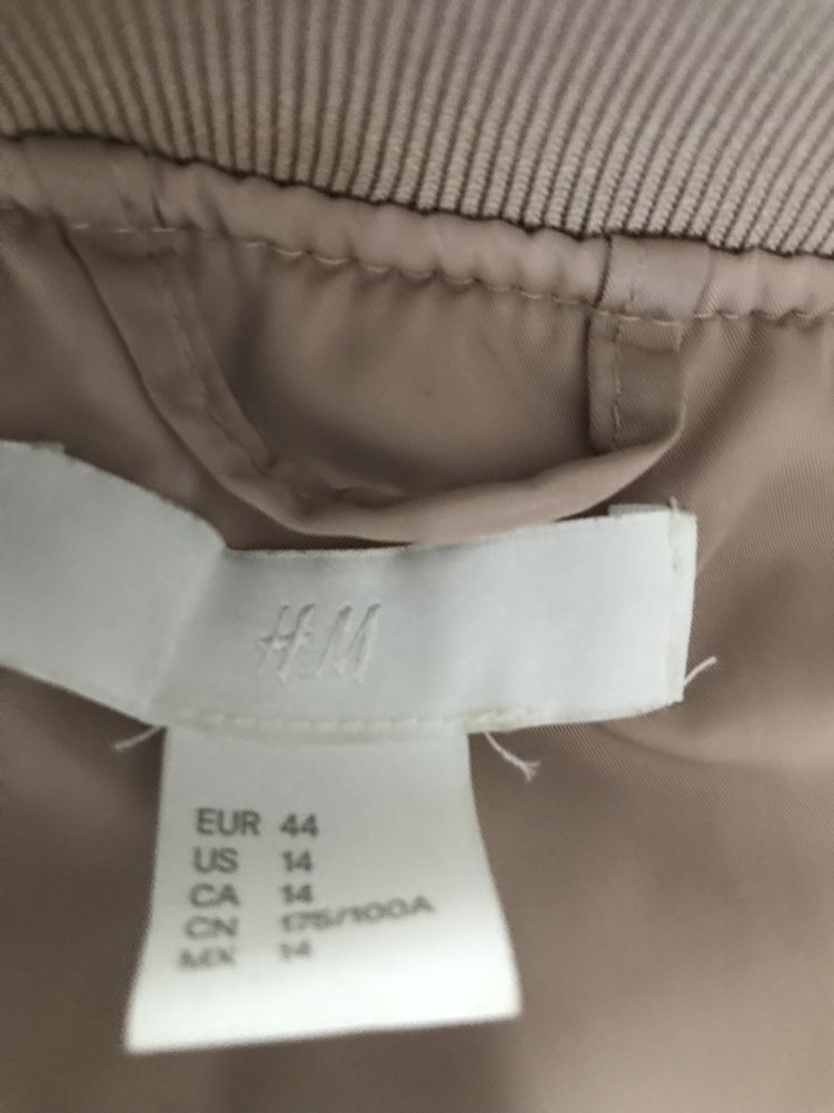 Продадим ветровку марки H&M