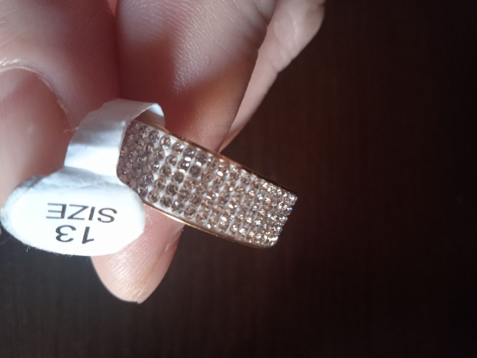 Obrączka z cyrkoniami rozm.13