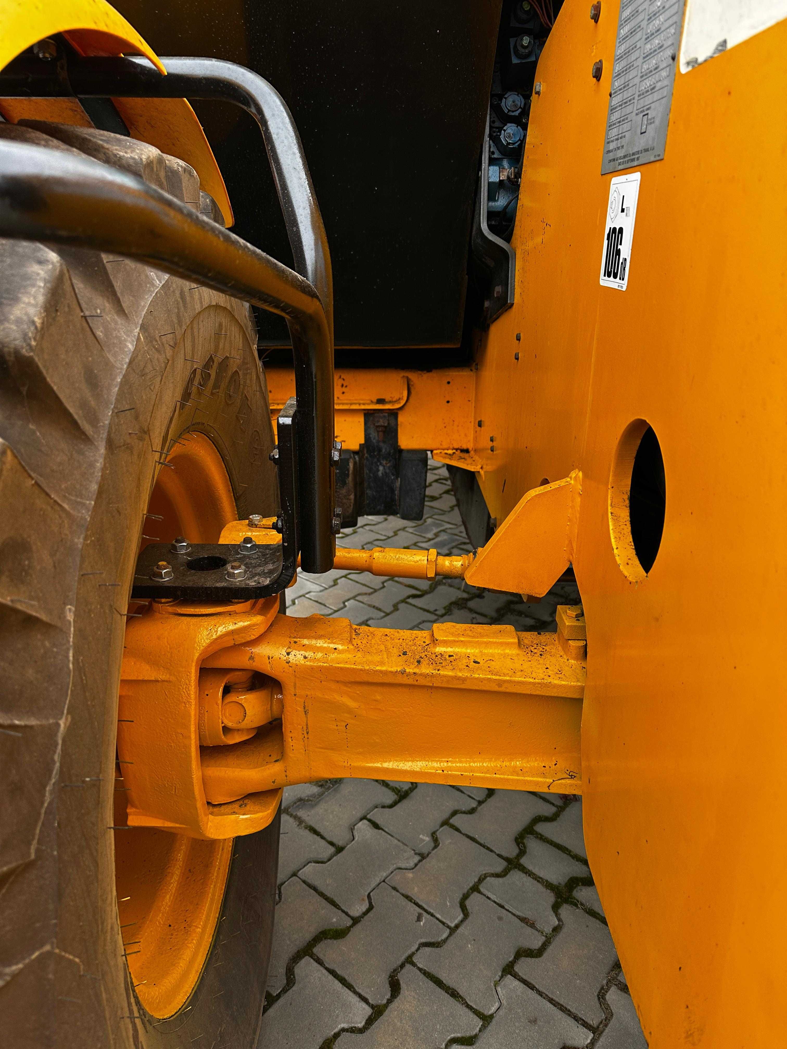 Телескопічний навантажувач (навантажувач) JCB 530 2004 року GA