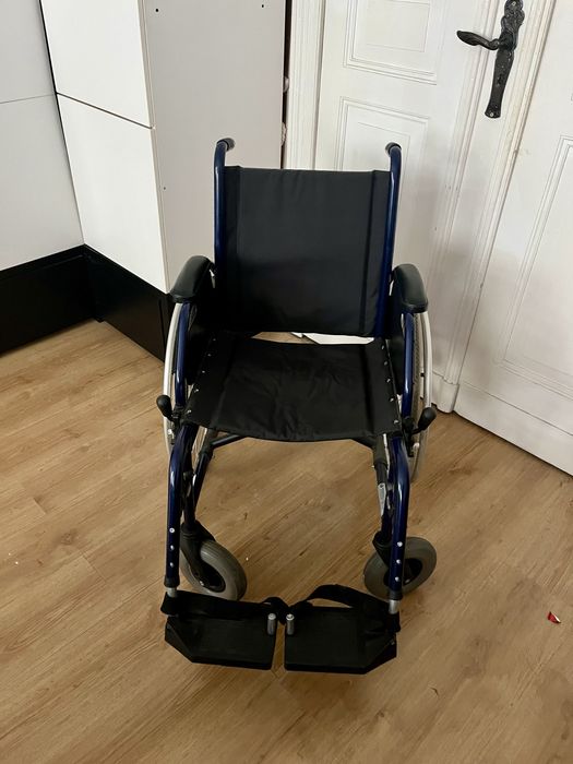 Wózek inwalidzki renomowanej marki Vermeiren