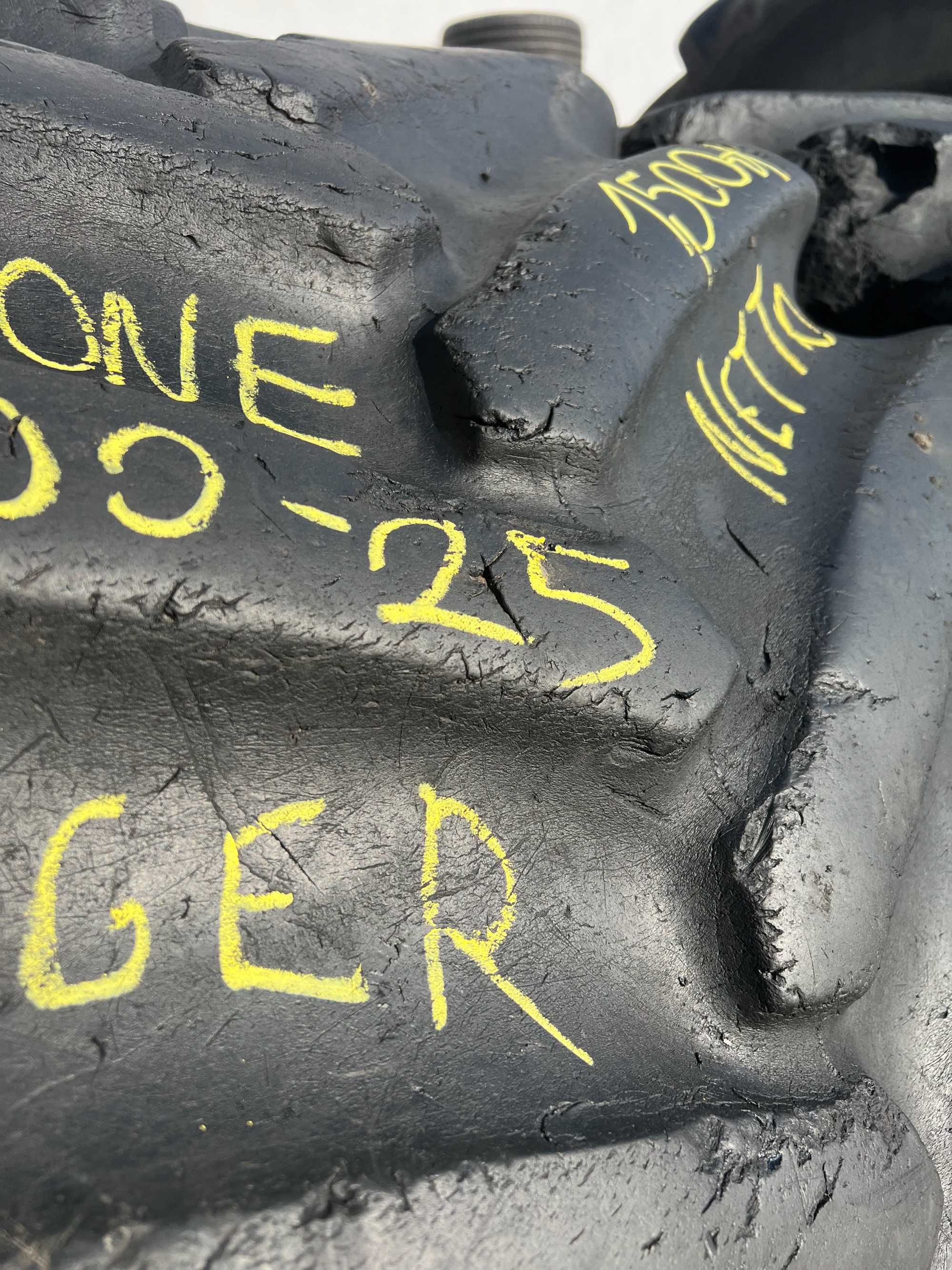 54x37.00-25 FIRESTONE Logger Flotation 23DT