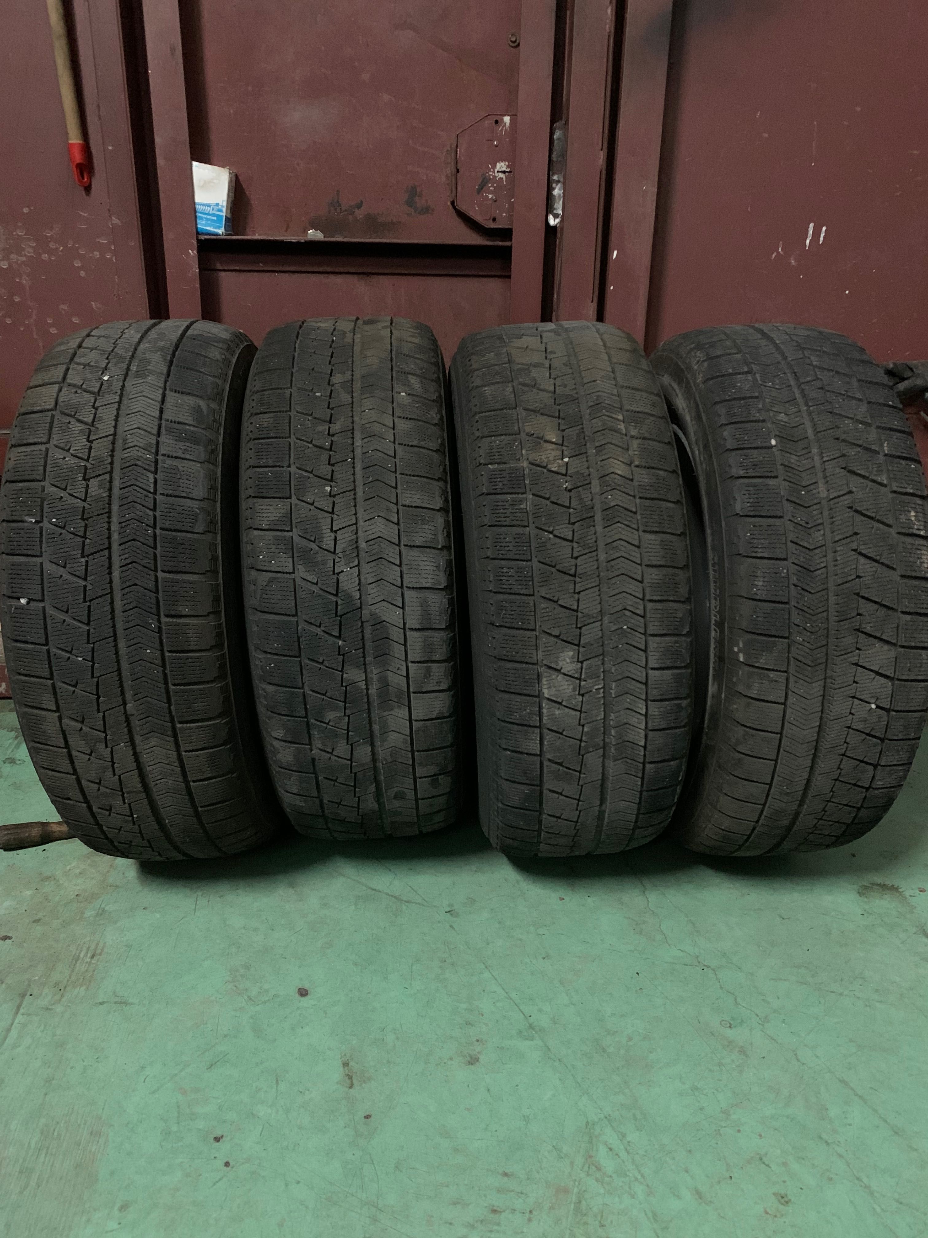 Диски 5 112 r16 з резиною Bridgestone 225 60 16, зима