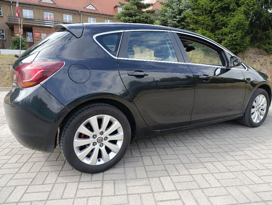 Sprzedam Opel Astra J