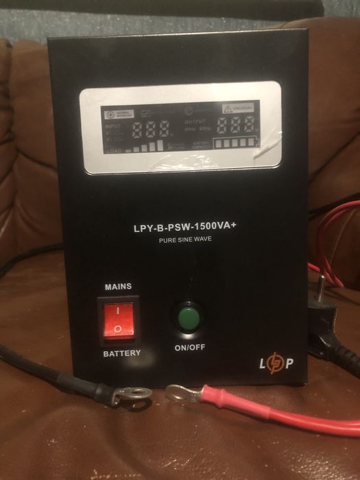 ДБЖ LogicPower LPY-B-PSW-1500VA+ (1050Вт)