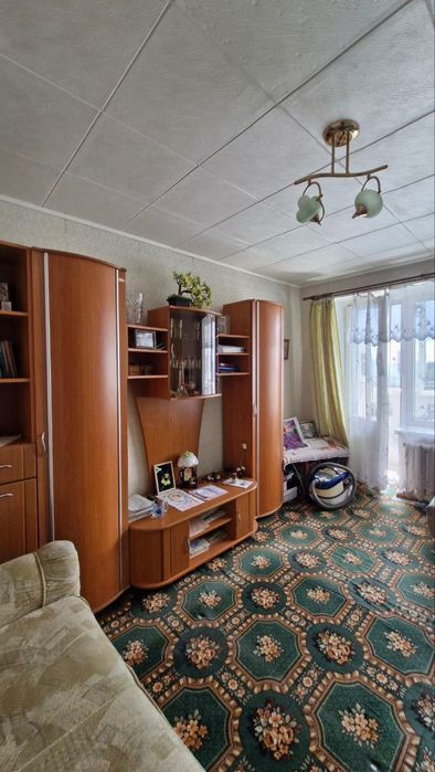 1 кімнатна квартира по пр. Володимирський