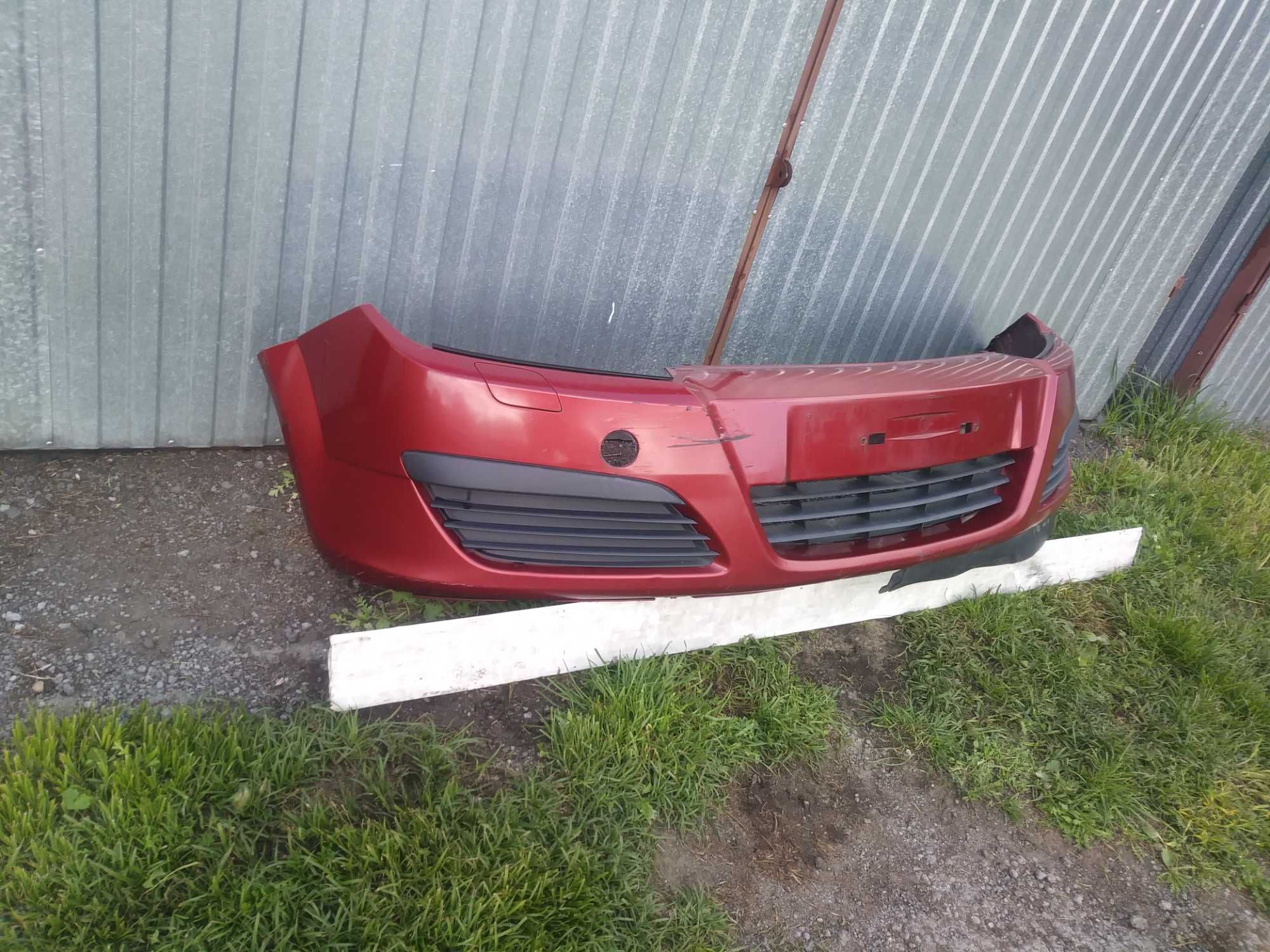 Opel Astra H Zderzak Przód przedni bordowy