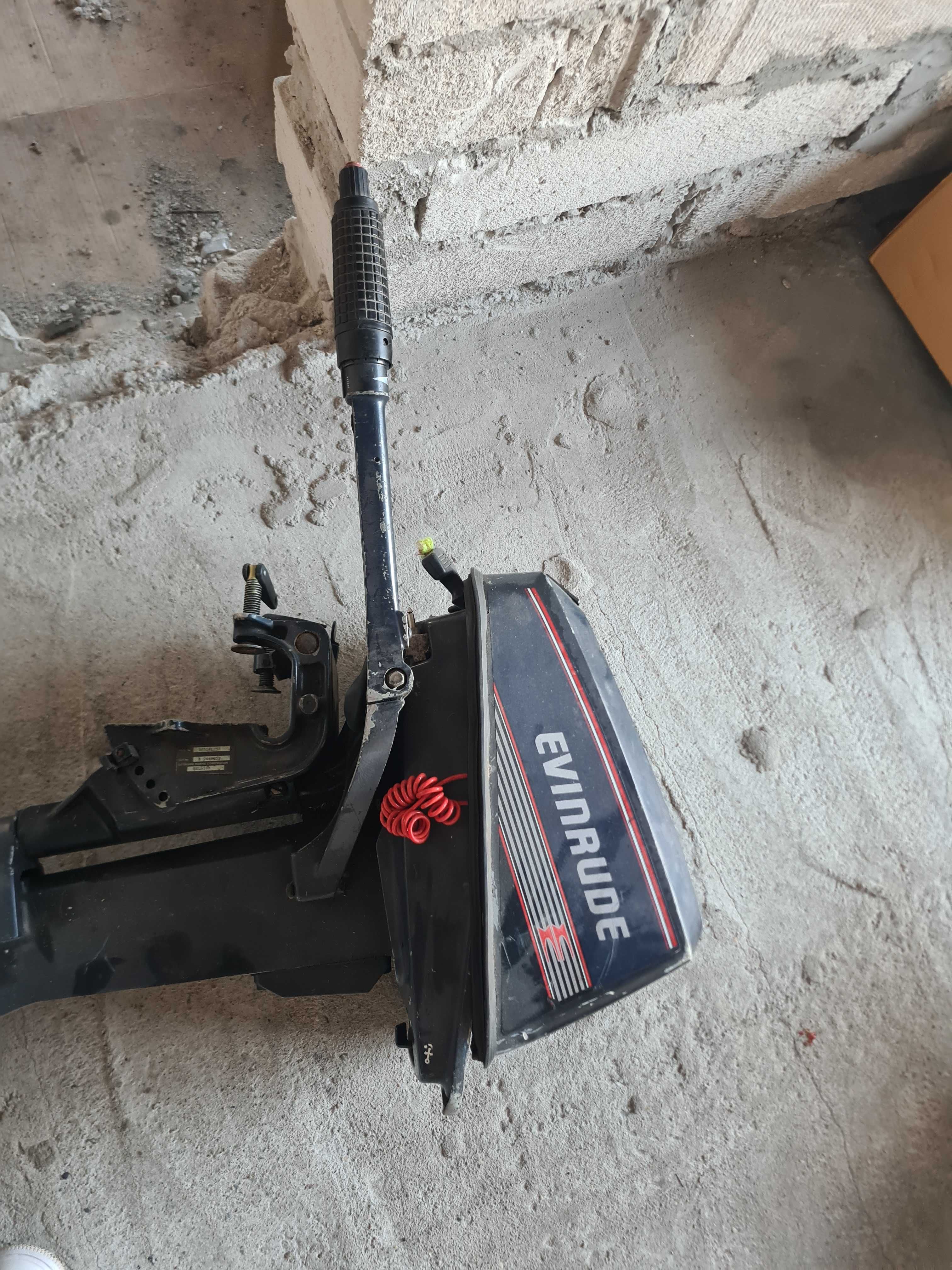silnik zaburtowy evinrude 5 koni 2 sow