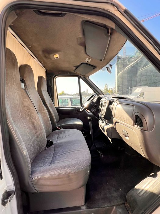 Campervan Ford Transit L2H3 - Especial Dormitório