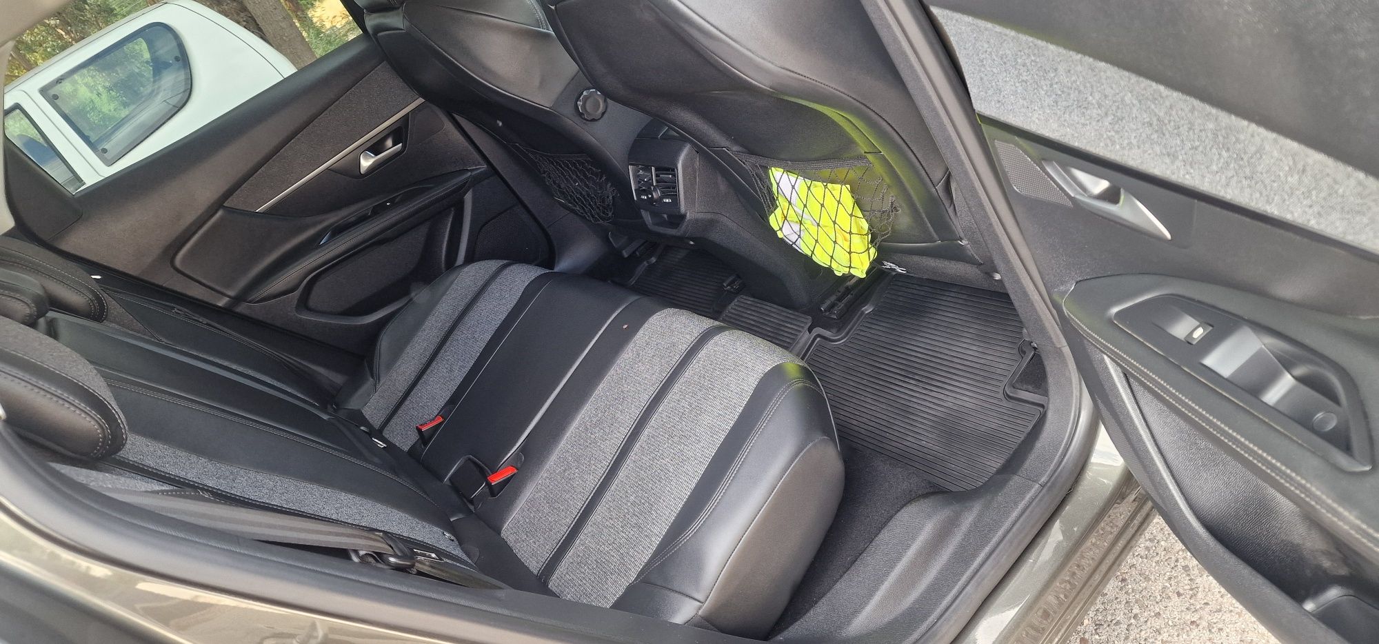 Peugeot 3008 1.5 130cv Nacional