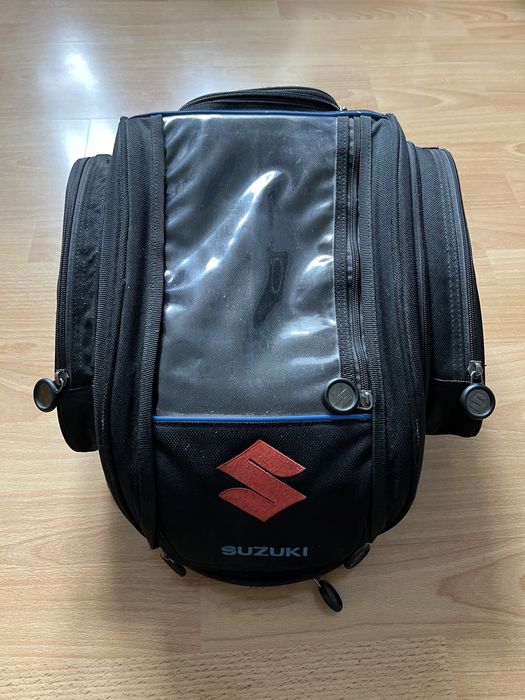 Продам оригинальный, рюкзак, мотосумку suzuki для мотоцикла