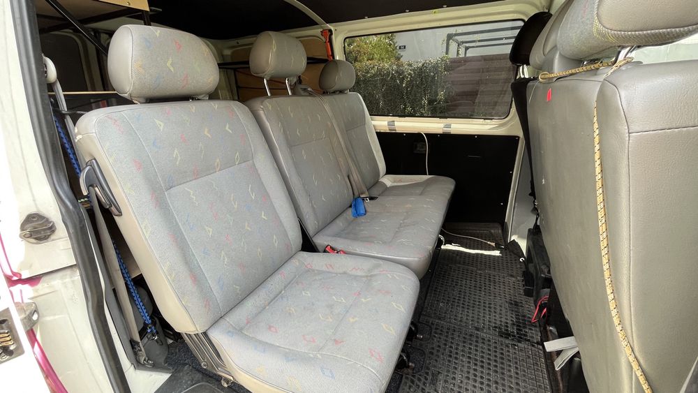 VW Caravelle T5 1.9 TDI, 2004, 9-os