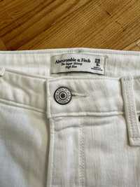 Abercrombie&Fitch jeansy z przetarciami R. 29