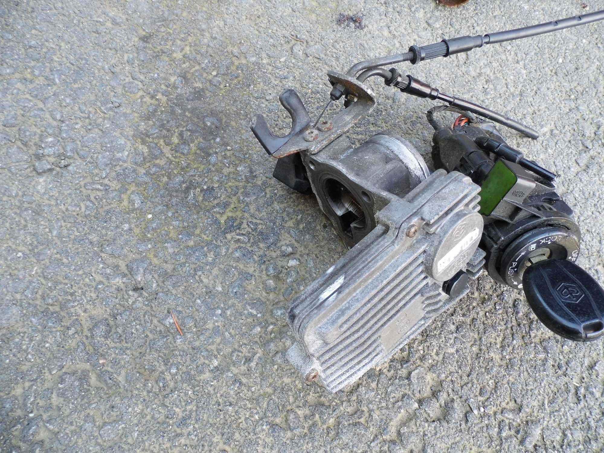 PIAGGIO MP3 500 ZESTAW STARTOWY stacyjka + kluczyk + przepustnica immo