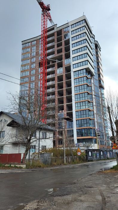 Продаж 2 кім квартири коло ставу та парку.