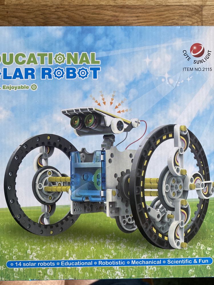 Solar robot kit. 14 in 1   Zabawka edukacyjna