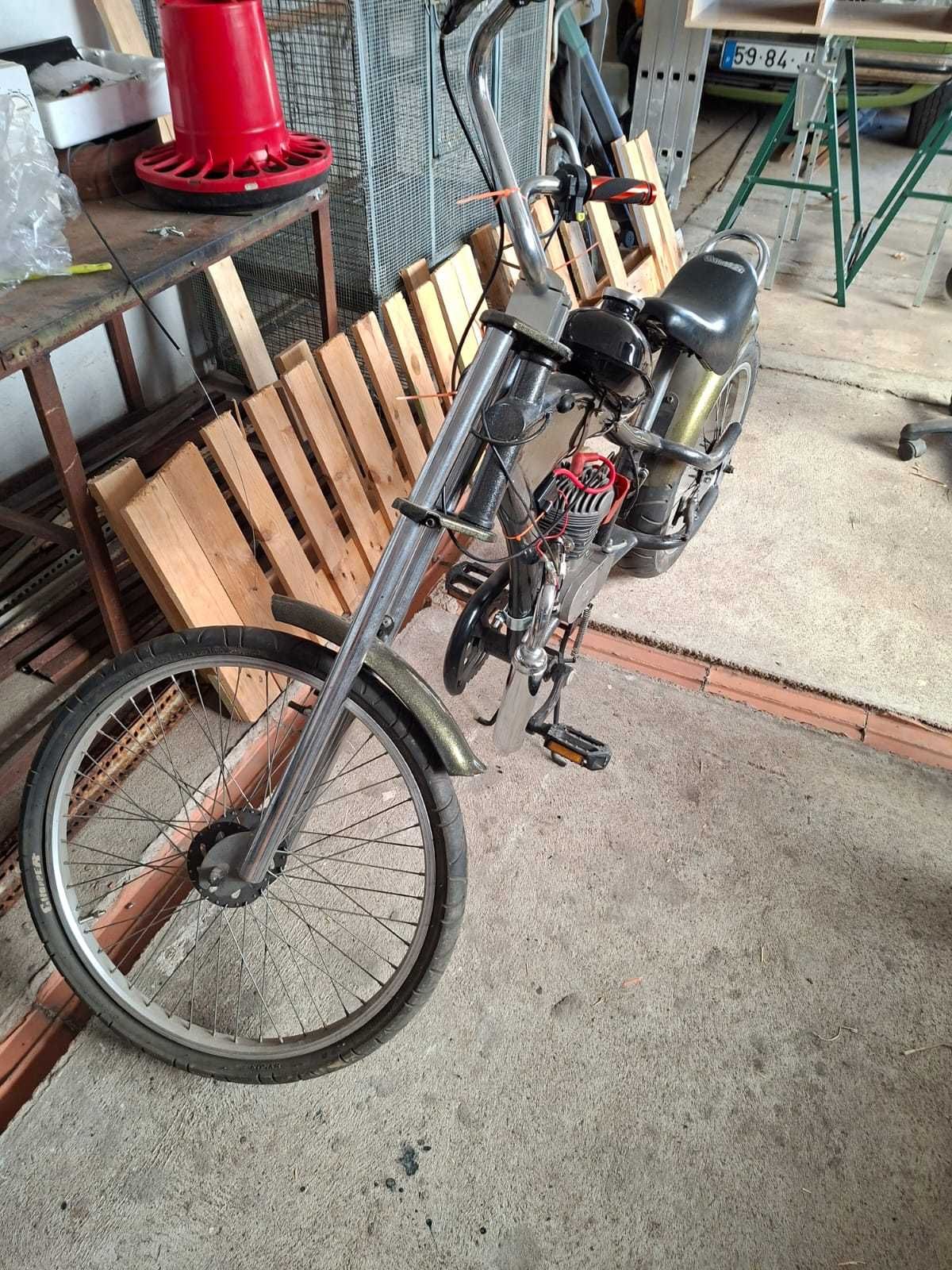 Bicicleta com motor