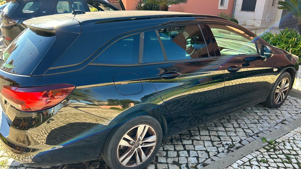 Opel Astra Sports Tourer 1.2 130 cv