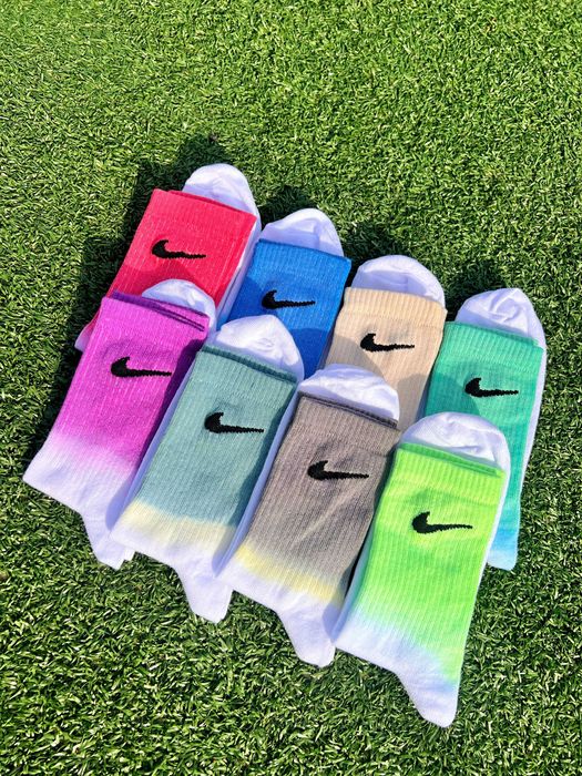 Високі кольорові бавовняні шкарпетки Nike