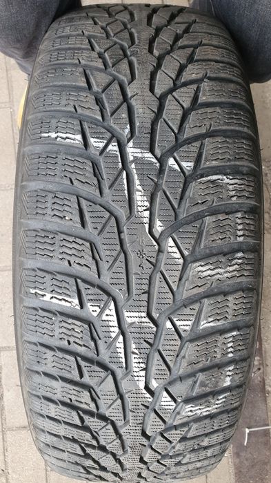 Opony zimowe Nokian WR D4 215/60/16XL