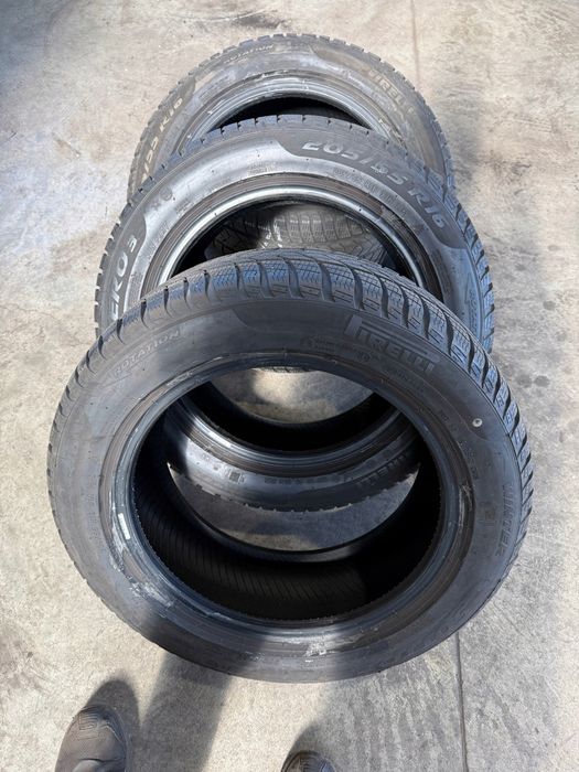 205/55/16 Pirelli Winter SottoZero 3 Runflat