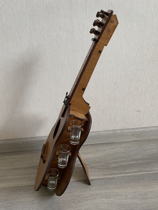 Сувенірна гітара