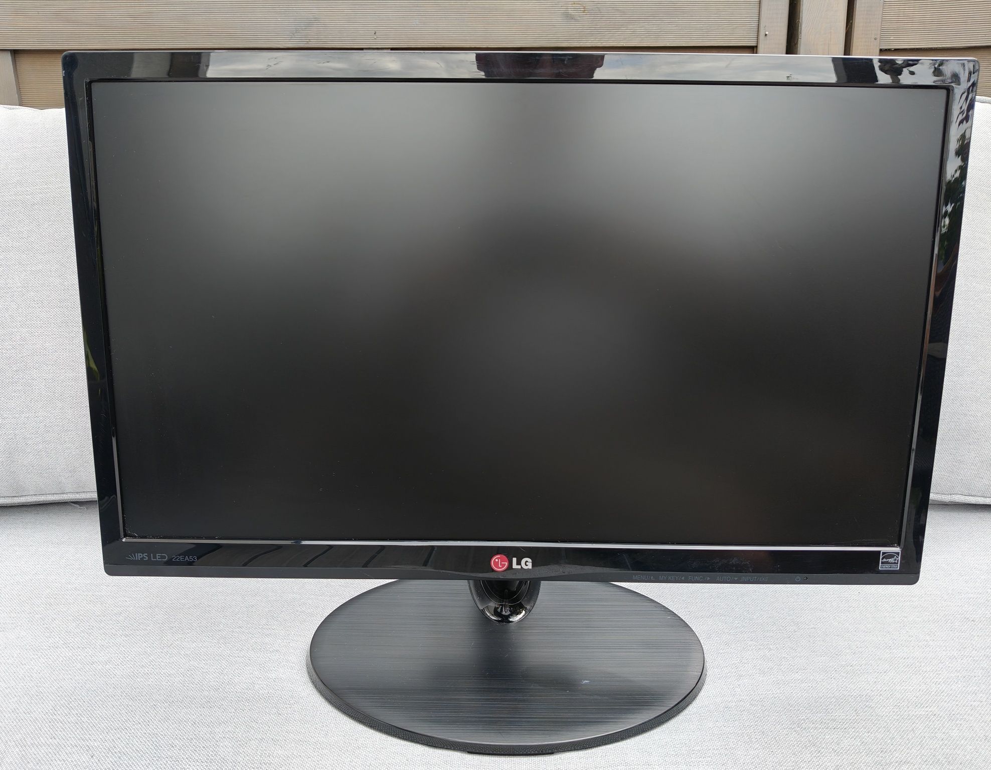 OKAZJA! SUPER Monitor LED LG 22ea53vq 21,5" IPS HDMI FVAT