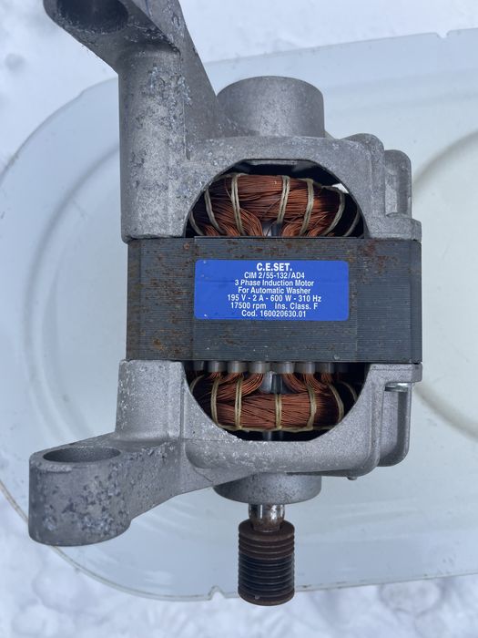 Двигун до пральноі машини 160020630.01