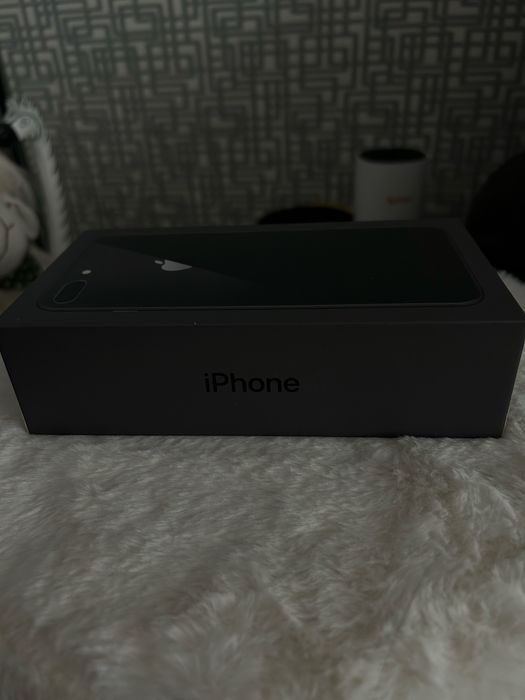 iPhone 8 Plus 64GB czarny – sprawny, gotowy do użycia!