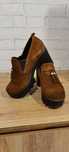 Botins castanhos
