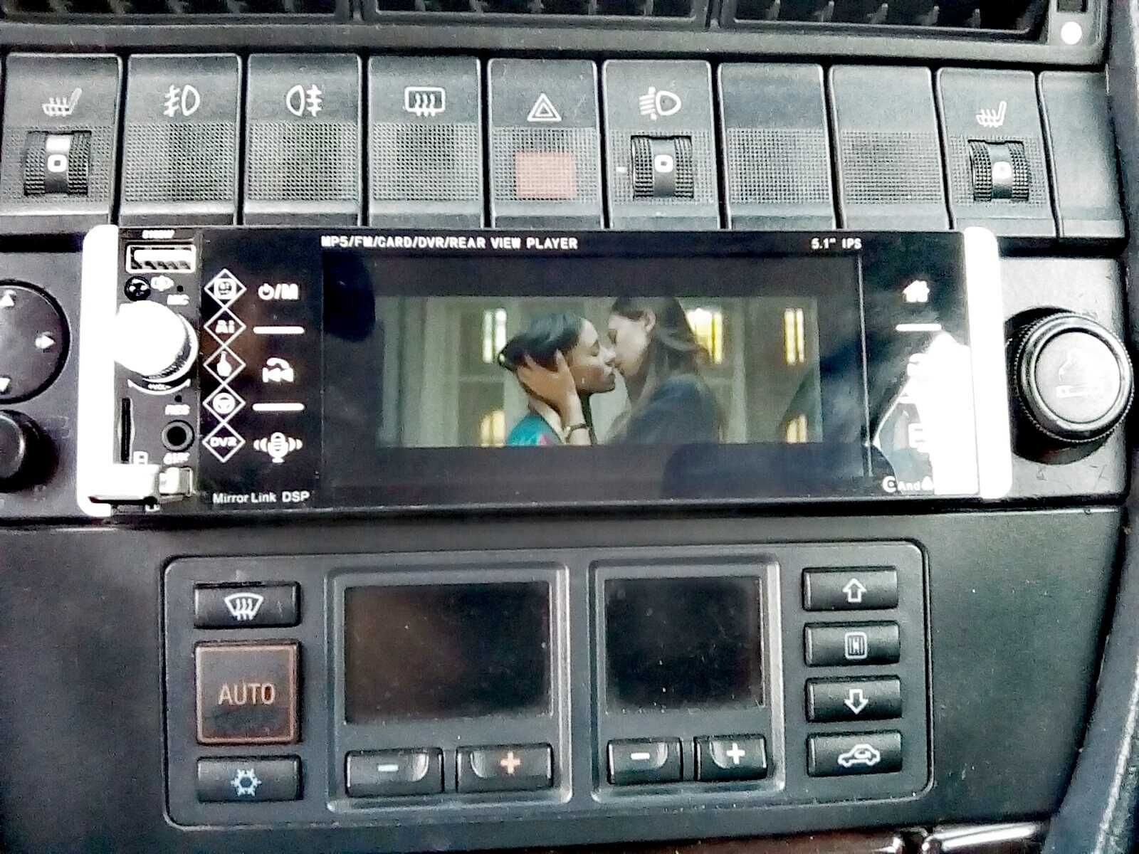 Radio 1DIN Apple Carplay Android 5.1" usb mp3 BT aux mp4 rejestrator