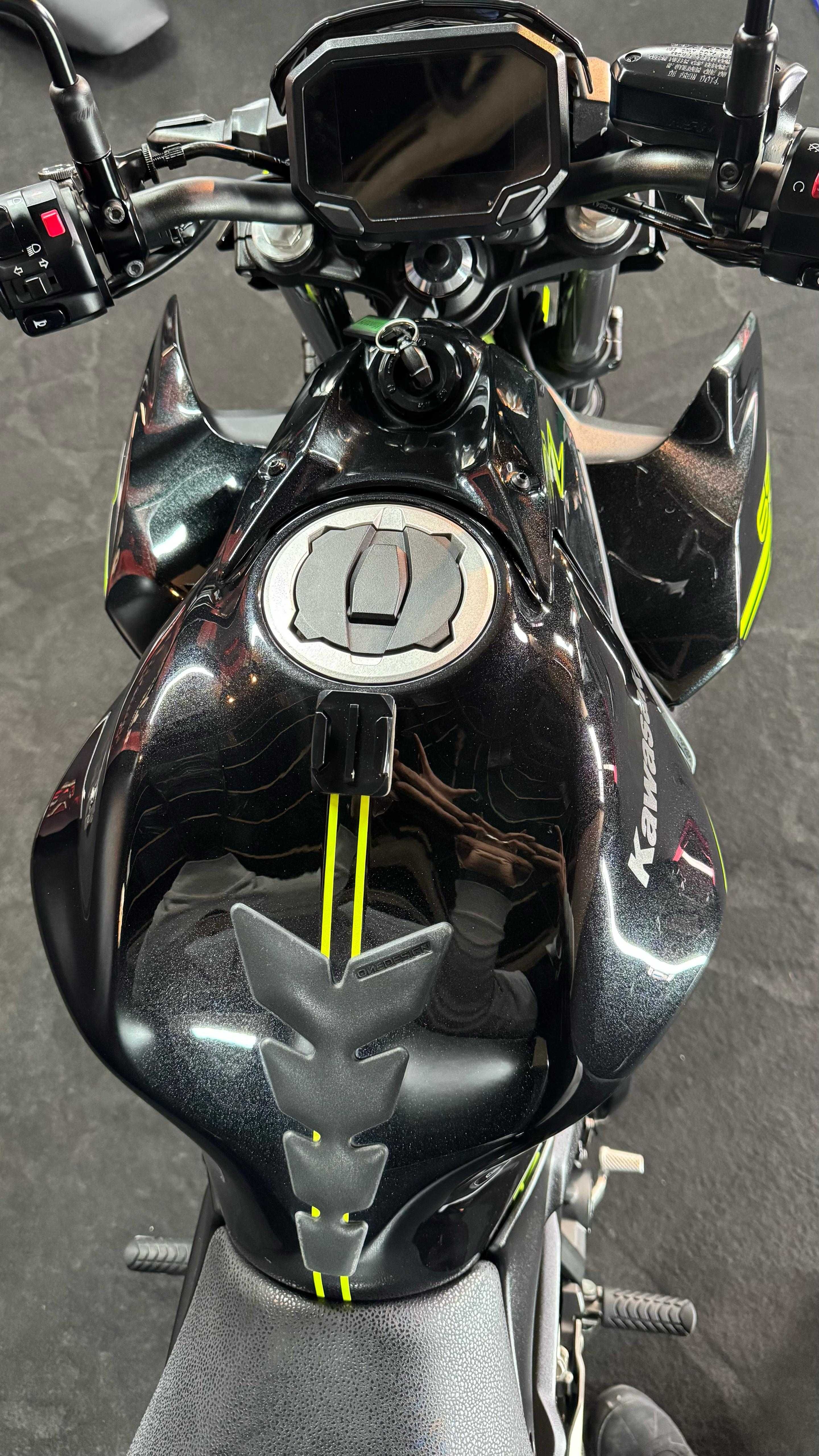 KAWASAKI Z650 ACEITAMOS RETOMAS