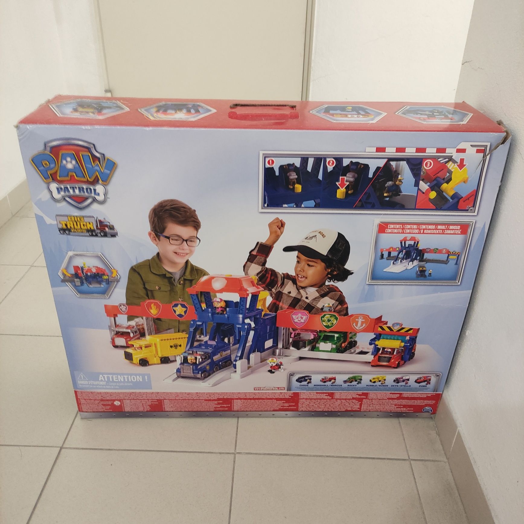Garagem com musica patrulha pata