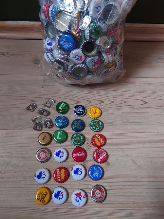 Kapsle od piwa napojów zawleczki duża ilość Kapselki