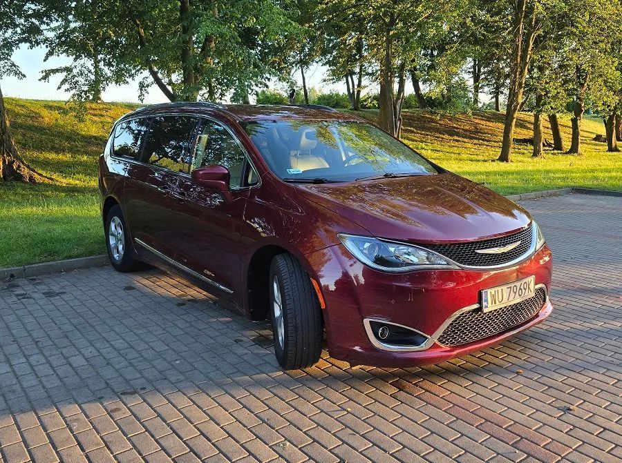 Chrysler Pacifica Chrysler Pacifica Touring L Plus 2017 Benzyna + LPG