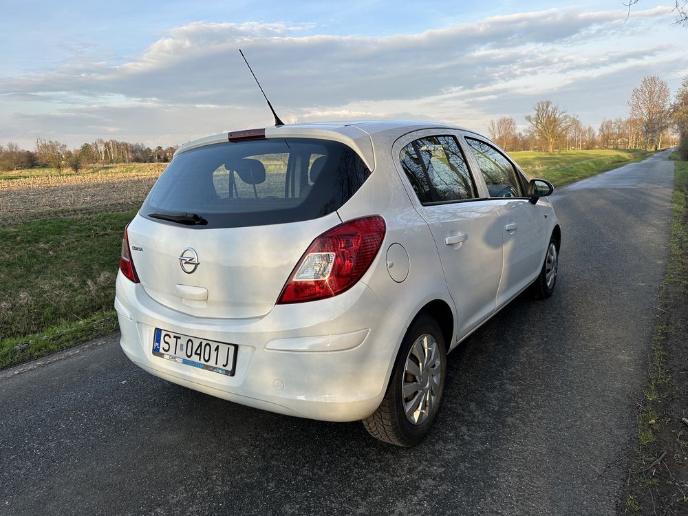 Opel Corsa Benzyna 5drzwi Krajowy nowy rozrząd olej i filtry