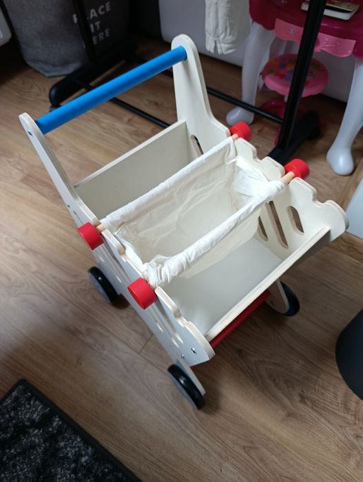 Drewniany wózek na zakupy lidl
