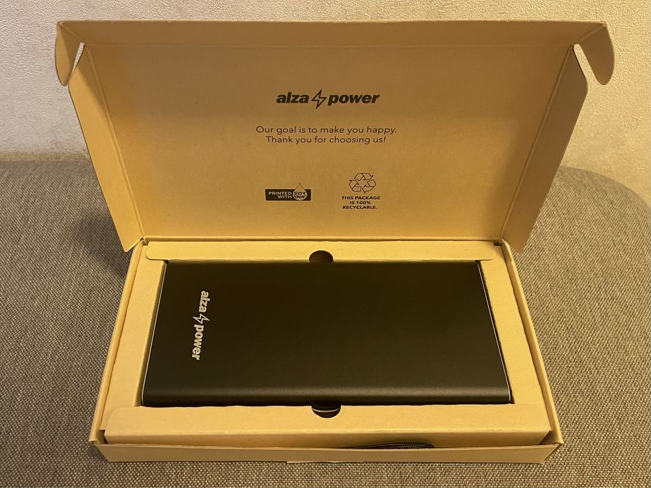 Павербанк AlzaPower Metal 40000mAh Fast Charge + PD3.0 (100W) чорний