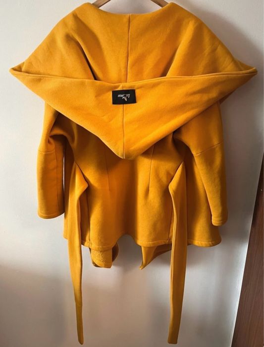 Kurtka jesienna z dużym kapturem (ocieplana)