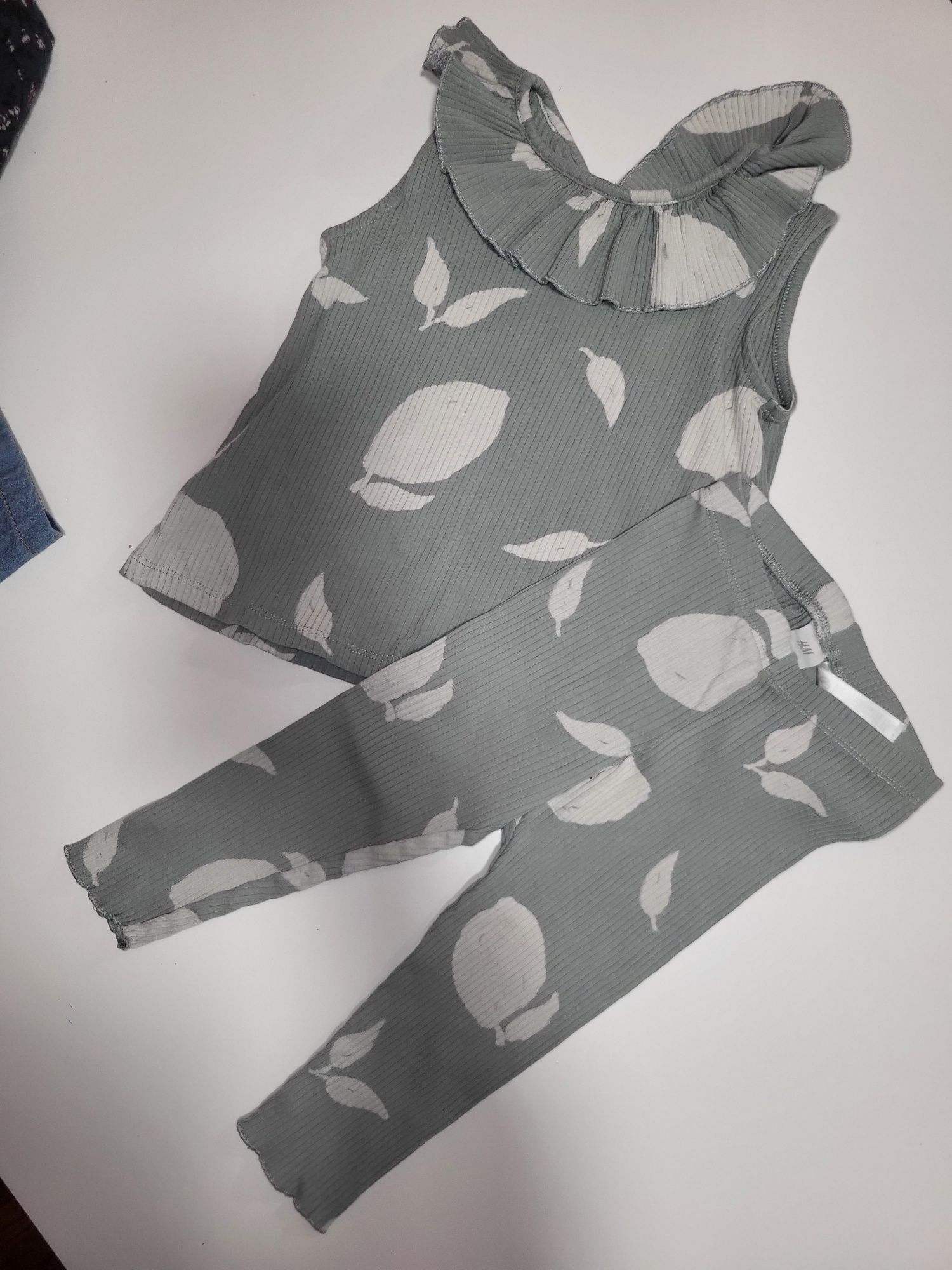 Komplet h&m r 86