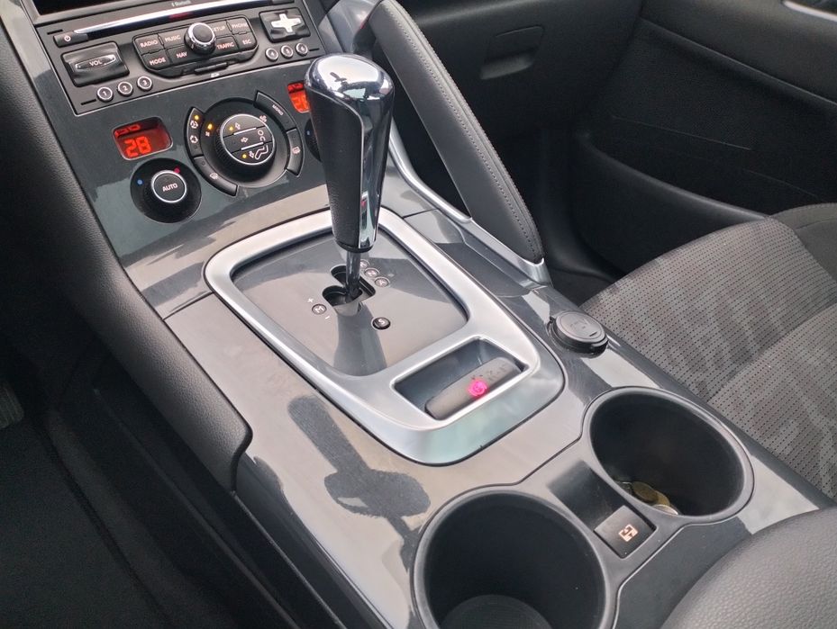 Продаж авто  Пежо 3008.2010 рік.Автомат.