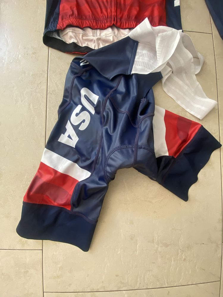 Equipamento 2XU ciclismo