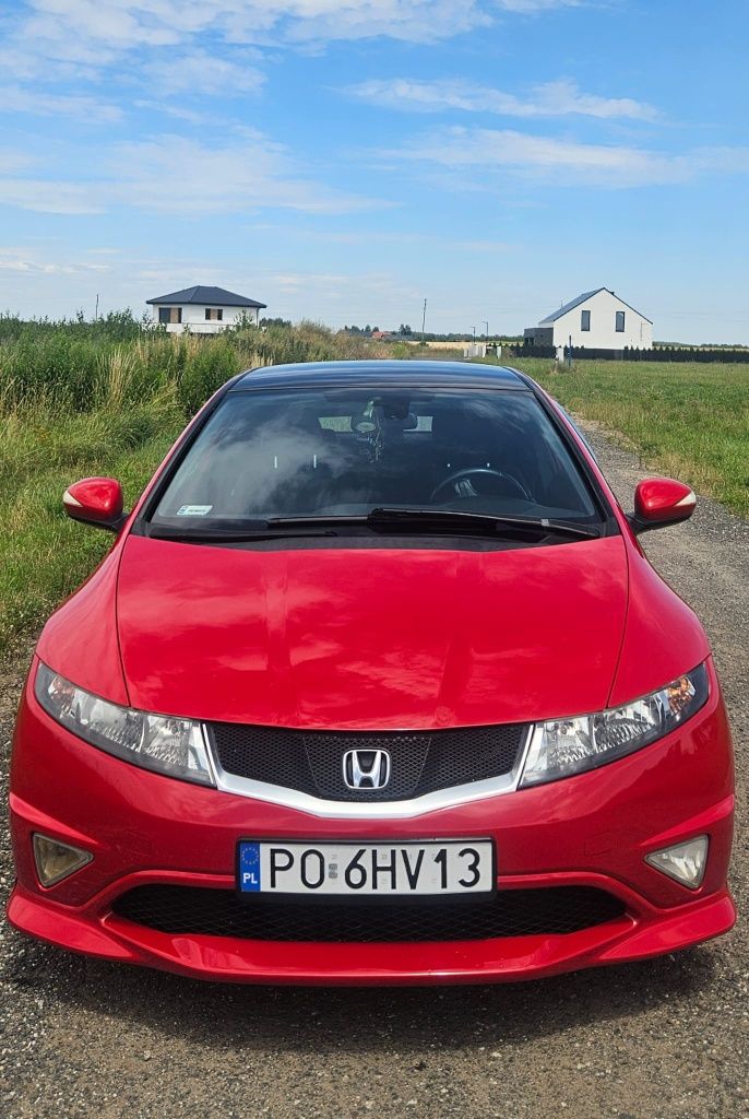Honda Civic Ufo rok 2008 typ S