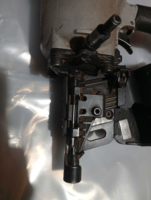 Гвоздезабивной пистолет 2 шт